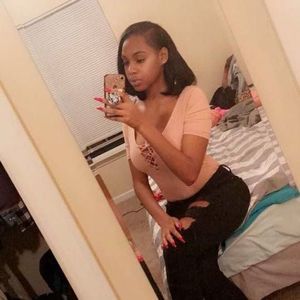 Meet your Posher, Alana